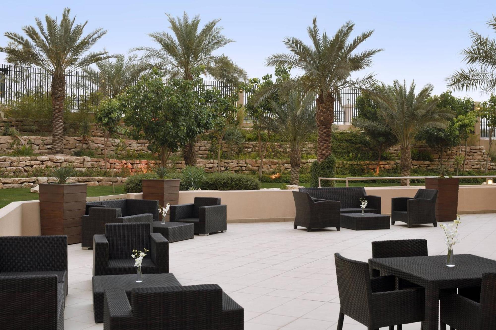Courtyard By Marriott Diplomatic Quarter Hotel