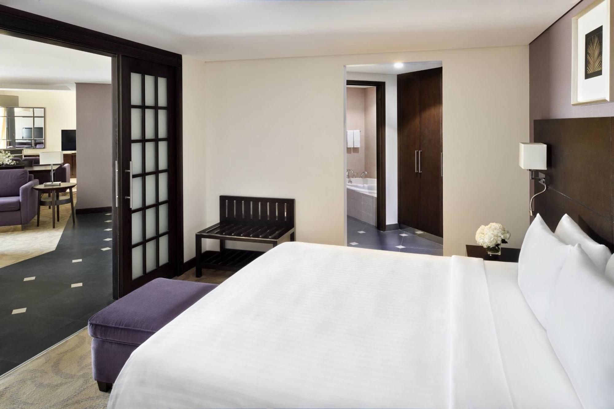 Courtyard By Marriott Diplomatic Quarter Hotel 4*