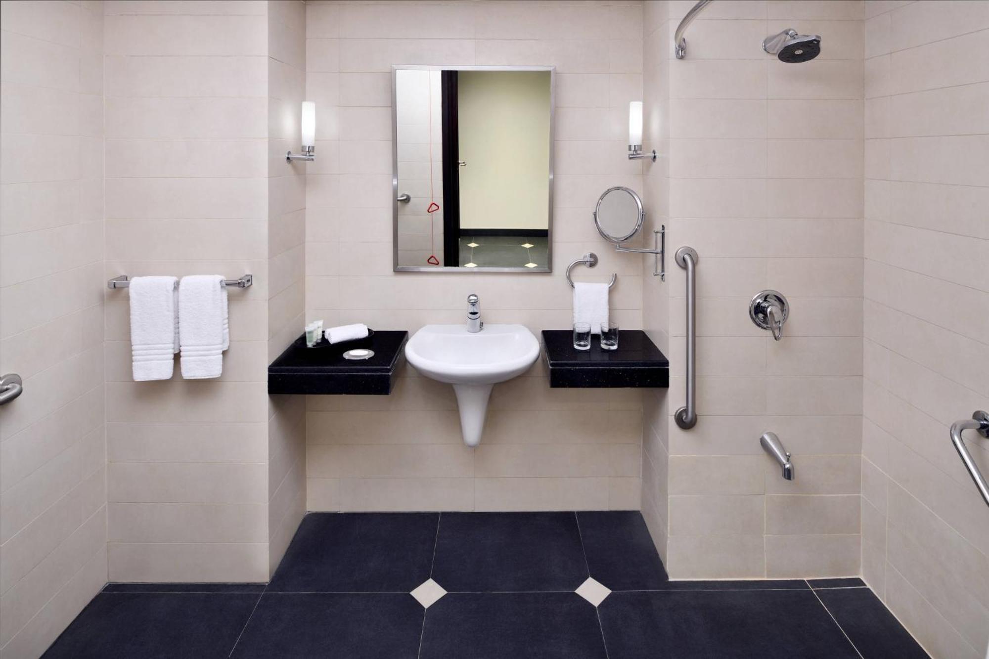 Courtyard By Marriott Diplomatic Quarter 4* Riyadh