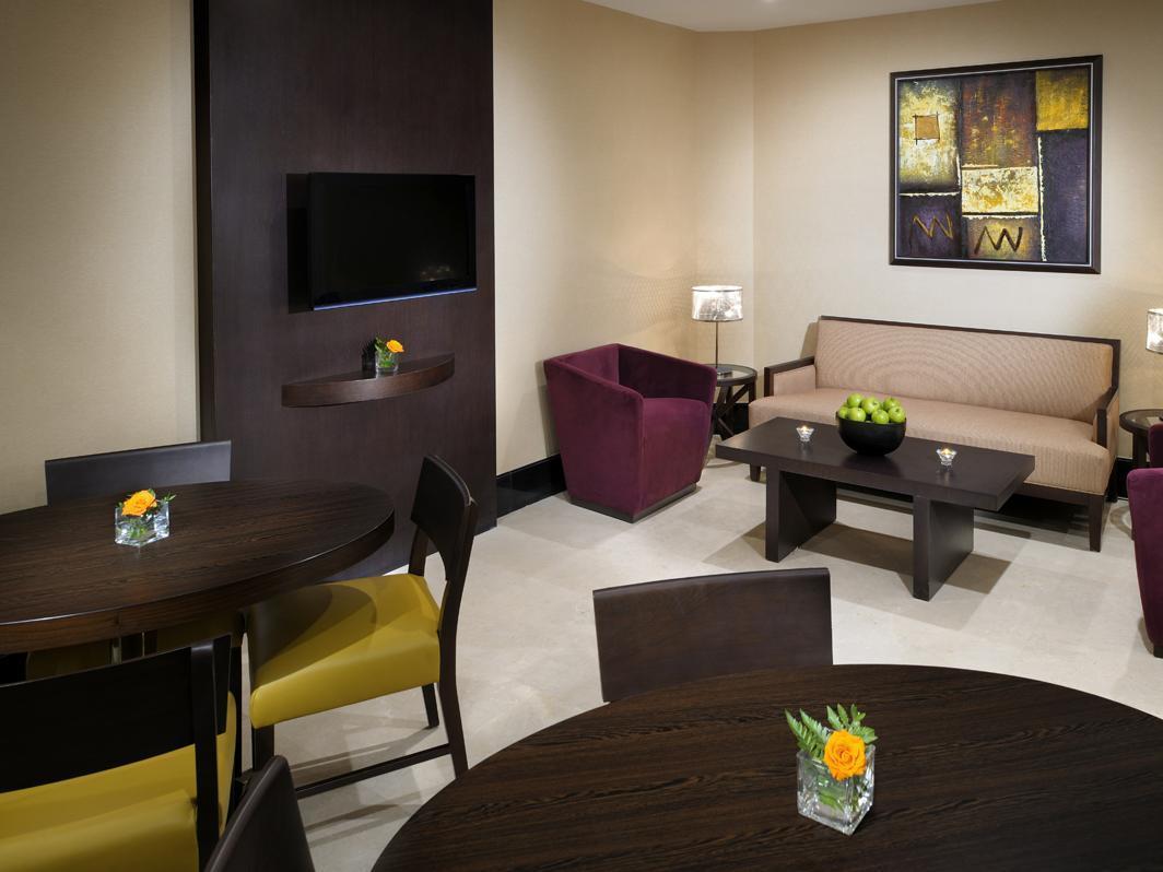 Hotel Courtyard By Marriott Diplomatic Quarter