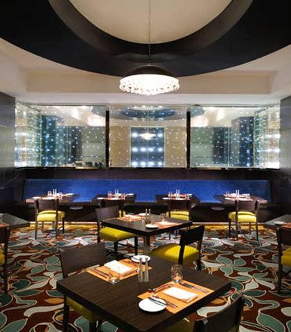 Hotel Courtyard By Marriott Diplomatic Quarter 4*