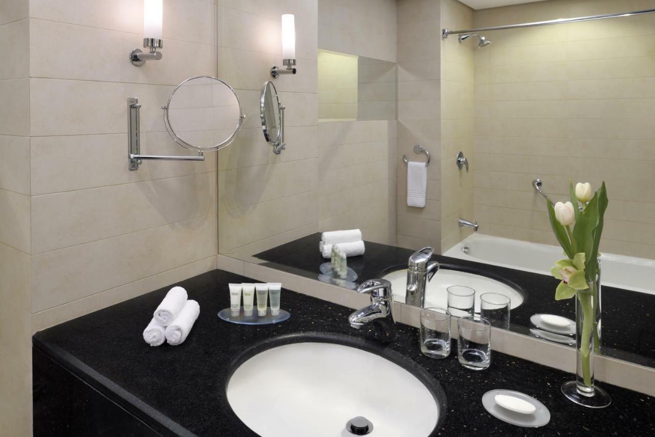 Courtyard By Marriott Diplomatic Quarter 4*